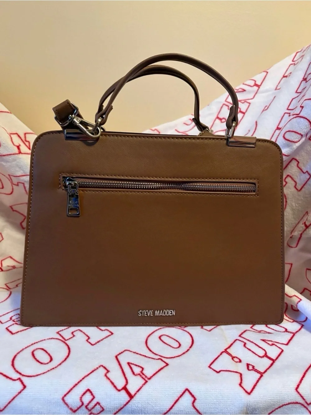 Steve Madden Nutshell BMATTE02 Crossbody Satchell With Matching Card Case